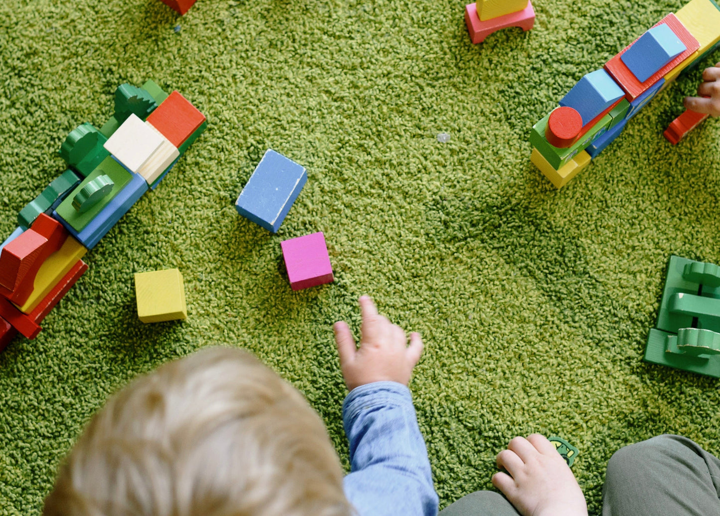 Sommerlicher Mama-Kind-Treff 
für Kinder von 2–4 Jahren